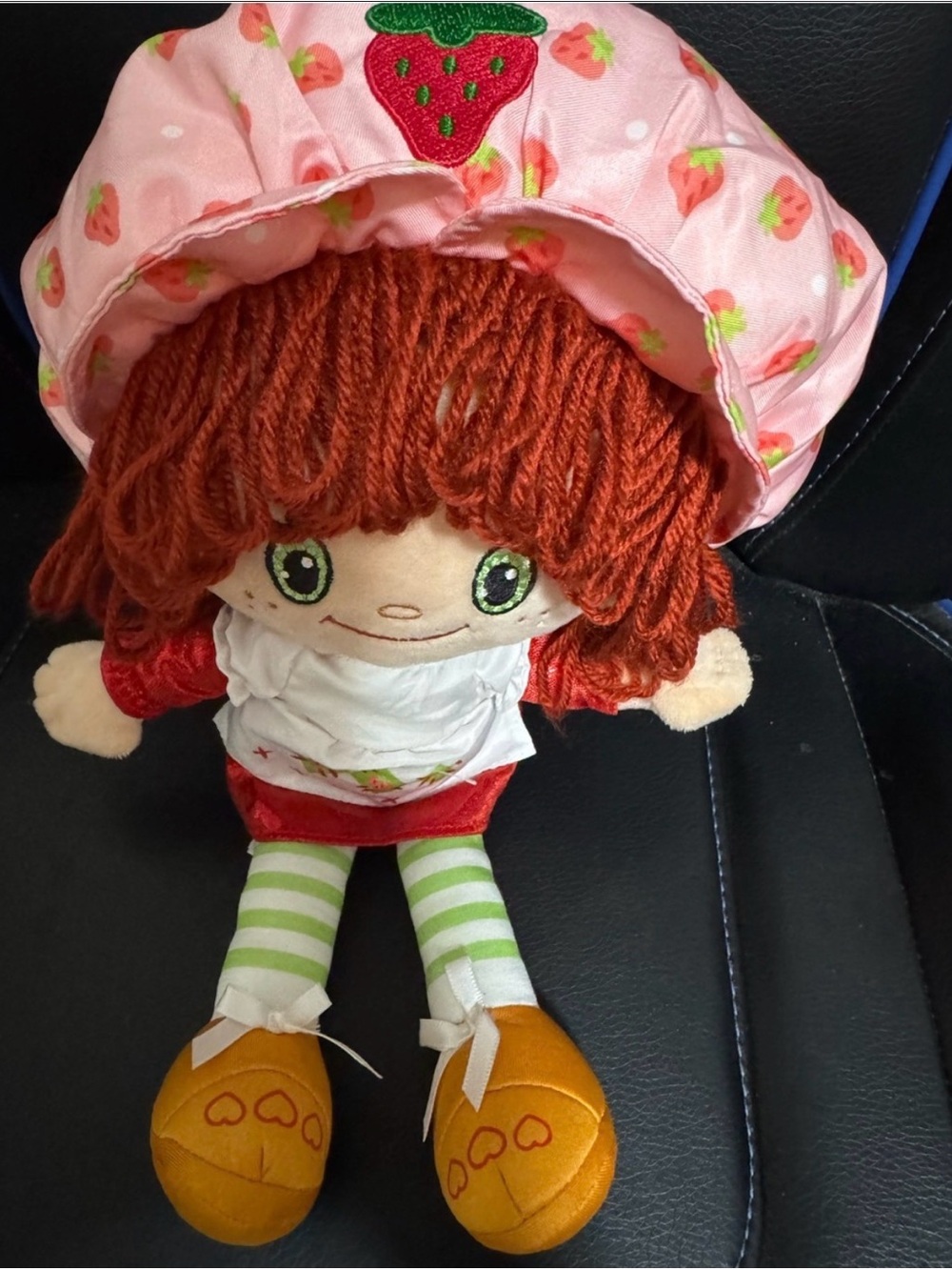 Strawberry Shortcake Plush Rag Doll Yarn Hair And Bonnet New with Tush Tags